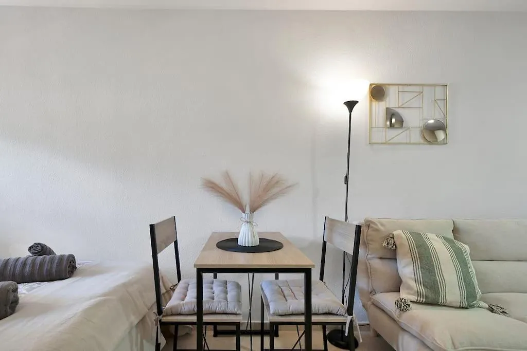 Estudio Con Wifi Piscina Y Parking En Benalmadena - Acuario 5 0*,  Spain
