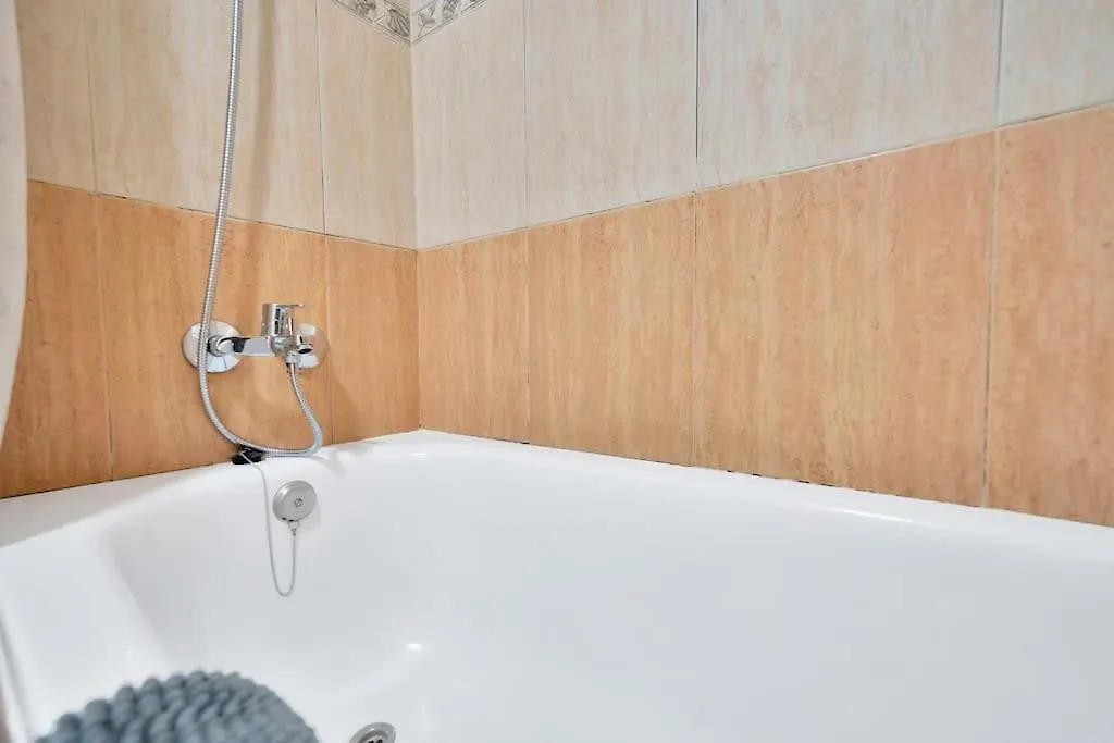 Estudio Con Wifi Piscina Y Parking En Benalmadena - Acuario 5 0*,