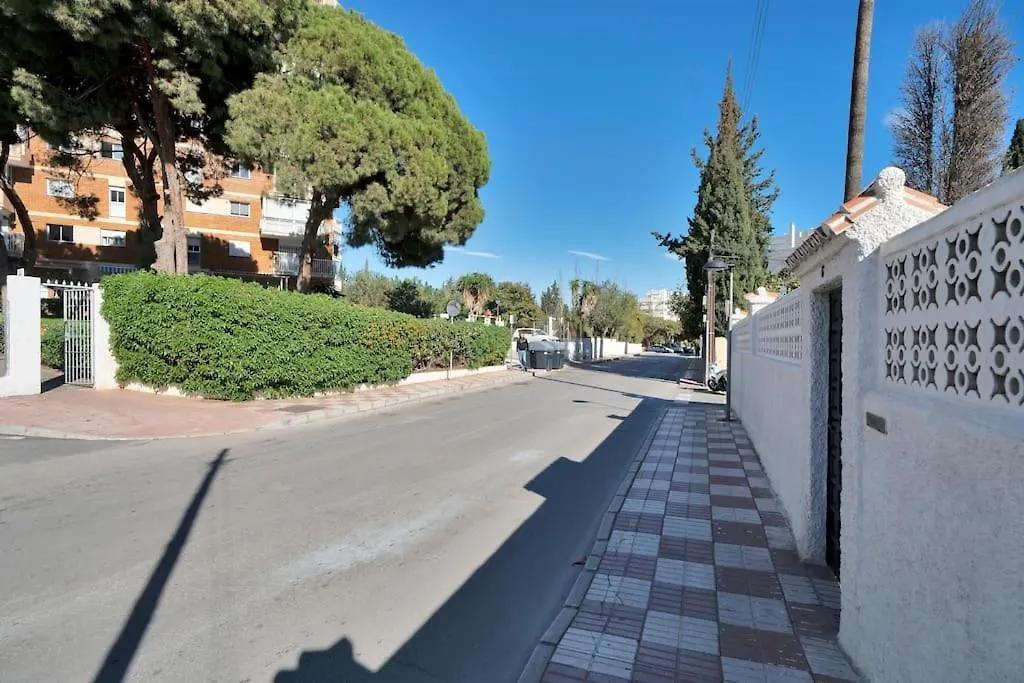 Estudio Con Wifi Piscina Y Parking En Benalmadena - Acuario 5 0*,